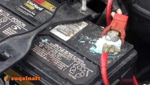 أسباب خروج الأسيد من البطارية